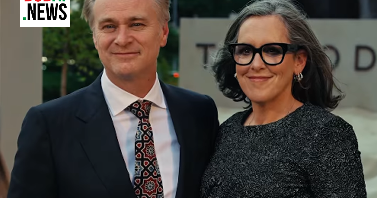 Christopher Nolan Wore a Handmade Indian Silk Tie to The Odyssey Premiere Christopher Nolan Wore a Handmade Indian Silk Tie to The Odyssey Premiere
