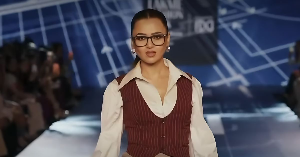 Tejasswi Prakash Wowed On The Runway Of Lakmé Fashion Week